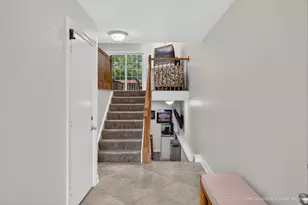 548 Silver Aspen Cir, Crystal Lake, IL 60014 - Photo 6