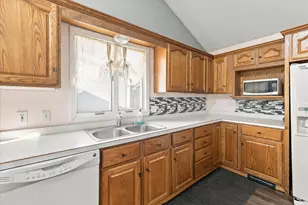 122 W Main St, Wyanet, IL 61379 - Photo 8