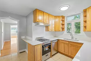 5128 W Ainslie St, Chicago, IL 60630 - Photo 4