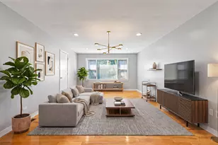 5128 W Ainslie St, Chicago, IL 60630 - Photo 2