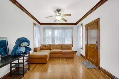 5111 W Henderson Street, Chicago, IL 60641 - Photo 2