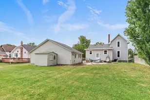 724 5th Ave, Belvidere, IL 61008 - Photo 22