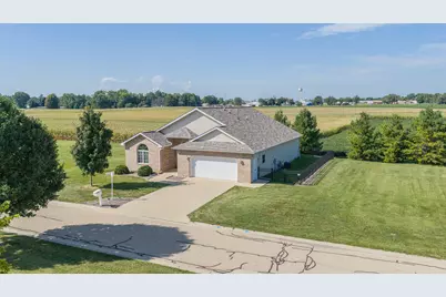 713 Independence Drive, Princeton, IL 61356 - Photo 2