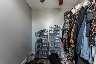 1643 W 19th St, Chicago, IL 60608 - Photo 36