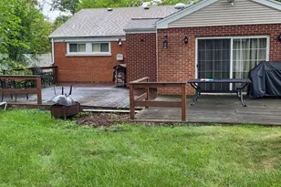 9344 Marion Ave, Morton Grove, IL 60053 - Photo 12