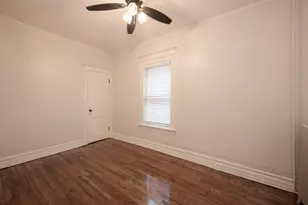 7653 S St Lawrence Ave, Chicago, IL 60619 - Photo 12