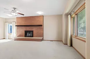 300 S Jackson St, Flanagan, IL 61740 - Photo 14