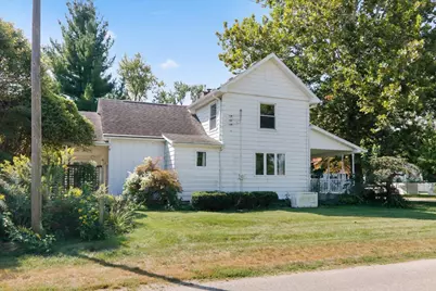 300 S Jackson Street, Flanagan, IL 61740 - Photo 4
