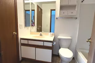 7031 S Stratton Ln, Gurnee, IL 60031 - Photo 12