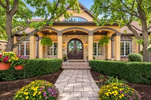 5 Autumn Trail, Barrington Hills, IL 60010 - Photo 1