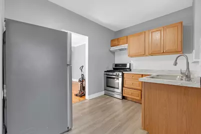 6215 N Washtenaw Avenue #2, Chicago, IL 60659 - Photo 6