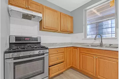 6215 N Washtenaw Avenue #2, Chicago, IL 60659 - Photo 8