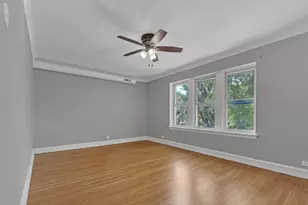 6215 N Washtenaw Ave, Chicago, IL 60659 - Photo 2