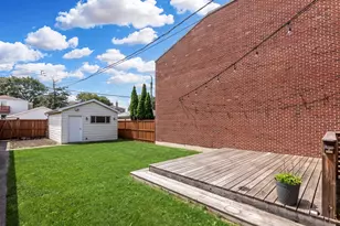 7807 W Summerdale Ave, Chicago, IL 60656 - Photo 18