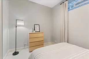 1355 W Erie St, Chicago, IL 60622 - Photo 26