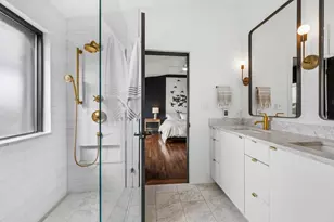 1137 N Wood St, Chicago, IL 60622 - Photo 14