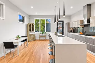 1824 W Superior St, Chicago, IL 60622 - Photo 8