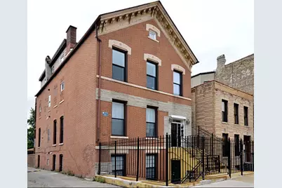 1415 W Augusta Boulevard, Chicago, IL 60642 - Photo 1