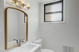 5740 N Sheridan Rd, Chicago, IL 60660 - Photo 26