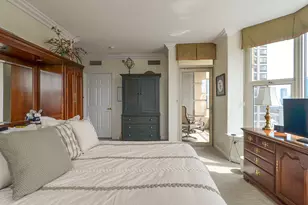 25 E Superior St, Chicago, IL 60611 - Photo 10
