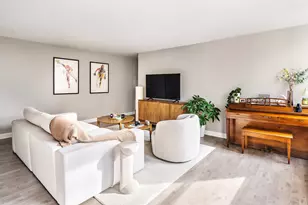 2626 N Lakeview Ave, Chicago, IL 60614 - Photo 6
