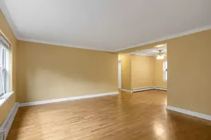 808 Oakton St, Evanston, IL 60202 - Photo 4