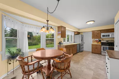 1303 W Crooked Willow Lane, Palatine, IL 60067 - Photo 4