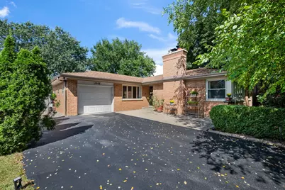 1446 Huntington Drive, Glenview, IL 60025 - Photo 2