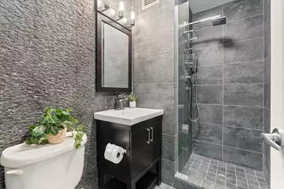 1255 N Sandburg Terrace #2611E, Chicago, IL 60610 - Photo 12