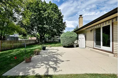 132 S Staffire Drives, Schaumburg, IL 60193 - Photo 38