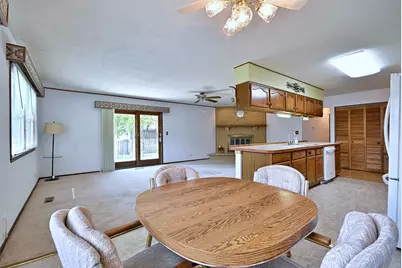 132 S Staffire Drives, Schaumburg, IL 60193 - Photo 14