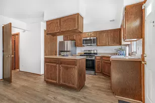3615 N Pacific Ave, Chicago, IL 60634 - Photo 6