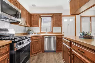 3615 N Pacific Ave, Chicago, IL 60634 - Photo 8