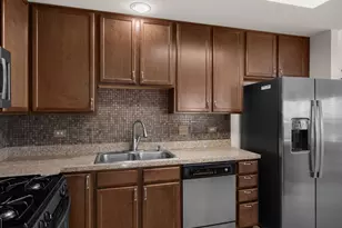 599 Treble Ln, Volo, IL 60073 - Photo 4
