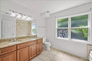 6421 N Damen Ave, Chicago, IL 60645 - Photo 14