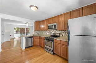 6421 N Damen Ave, Chicago, IL 60645 - Photo 8