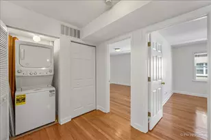6421 N Damen Ave, Chicago, IL 60645 - Photo 20