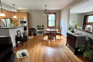10902 S Hoyne Ave, Chicago, IL 60643 - Photo 8