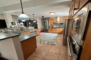 10902 S Hoyne Ave, Chicago, IL 60643 - Photo 10