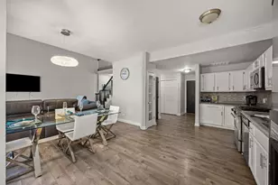 6909 Lexington Ct, Tinley Park, IL 60477 - Photo 10