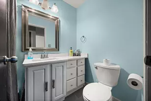 6909 Lexington Ct, Tinley Park, IL 60477 - Photo 14