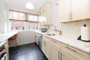 415 W Aldine Ave, Chicago, IL 60657 - Photo 8