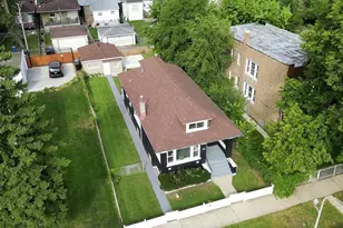 7948 S Colfax Ave, Chicago, IL 60617 - Photo 16