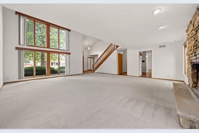 9S041 Stearman Drive, Naperville, IL 60564 - Photo 6