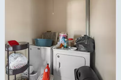 6431 N California Avenue, Chicago, IL 60645 - Photo 24