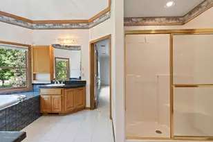2027 Oak Forest Dr, Morris, IL 60450 - Photo 20