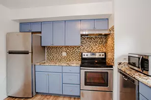 4980 N Marine Dr, Chicago, IL 60640 - Photo 2