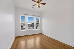 3408 W Sunnyside Ave, Chicago, IL 60625 - Photo 12
