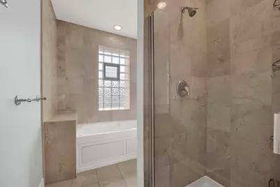 3408 W Sunnyside Avenue #3, Chicago, IL 60625 - Photo 16