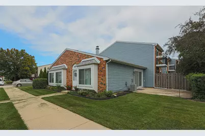 2003 Sudbury Drive, Hoffman Estates, IL 60169 - Photo 2